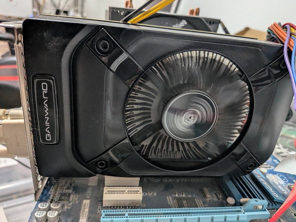 iMil 🇪🇸🦇 tweet media