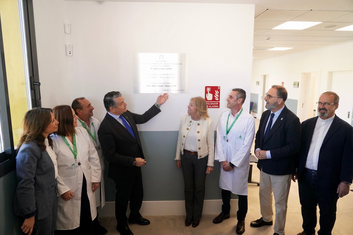 antoniosanz's tweet image. Hoy abre sus puertas el nuevo Centro de Salud Nueva Andalucía de #Marbella.

Un antiguo consultorio que hemos reformado y ampliado para contar ahora con 19 consultas con: 

🧑‍⚕️Medicina de familia
👶Pediatría
💊Enfermería,
💉Áreas de extracción
📚Sala de formación

Más espacio, más