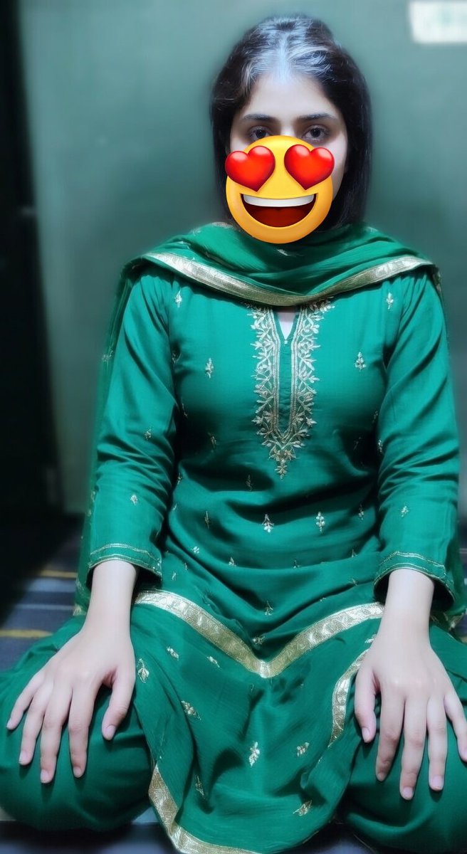 Rimsha670's tweet photo. Eidi nhi ayi abhi tak apki taraf se 😂 https://t.co/Wo84Yzua1J