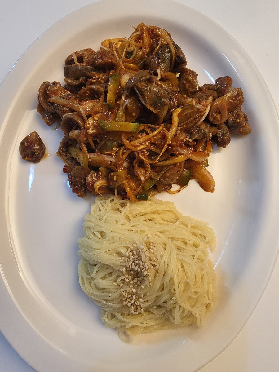 lucky sun tweet media