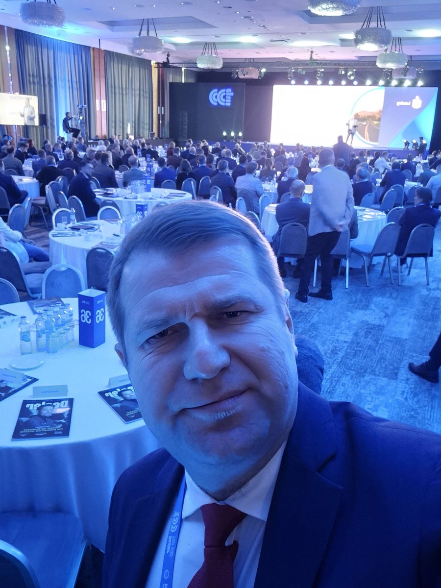 Radek Pyffel tweet media