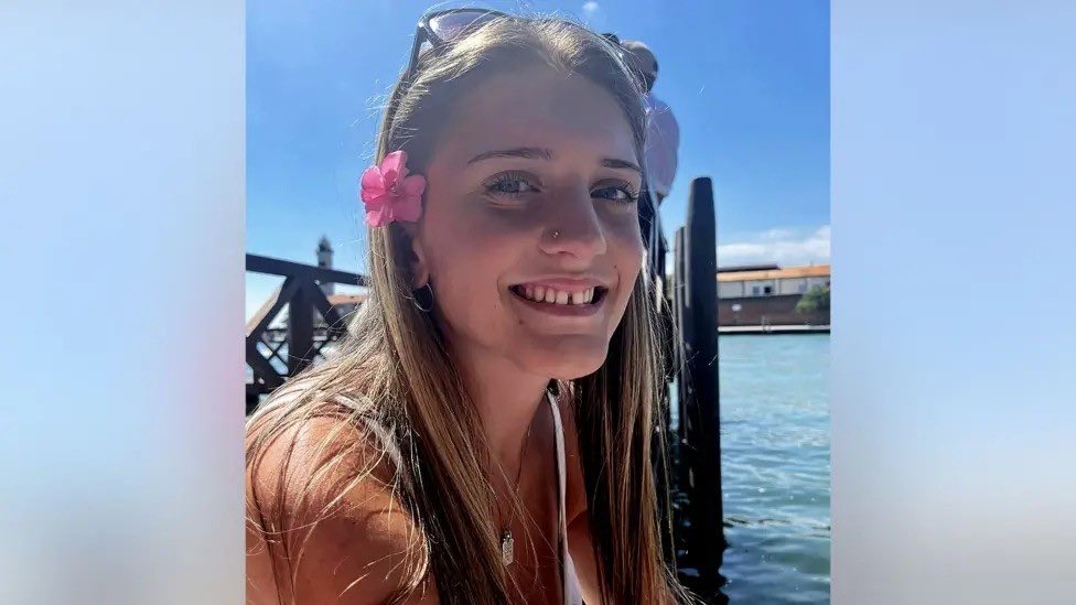 Family Of Sixth Form Girl Who Died Of Meningitis B Share Photo Of 18 Year Old Juliette Who Attended Queen Elizabeth's Grammar School in Faversham
