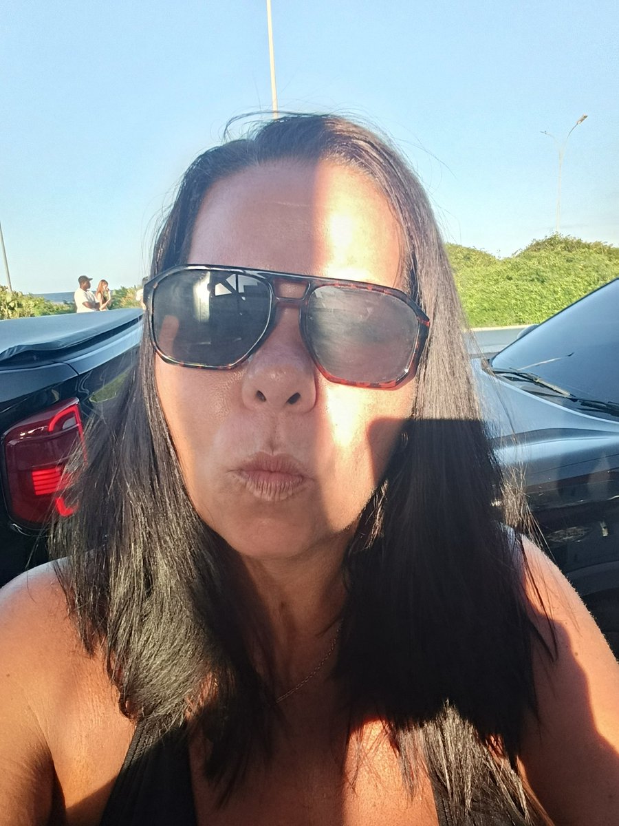 SilviaLuce57741's tweet photo. Rio das Ostras - Costa Azul 
Restaurante Tio Lúcio. https://t.co/FIUxJXwomX