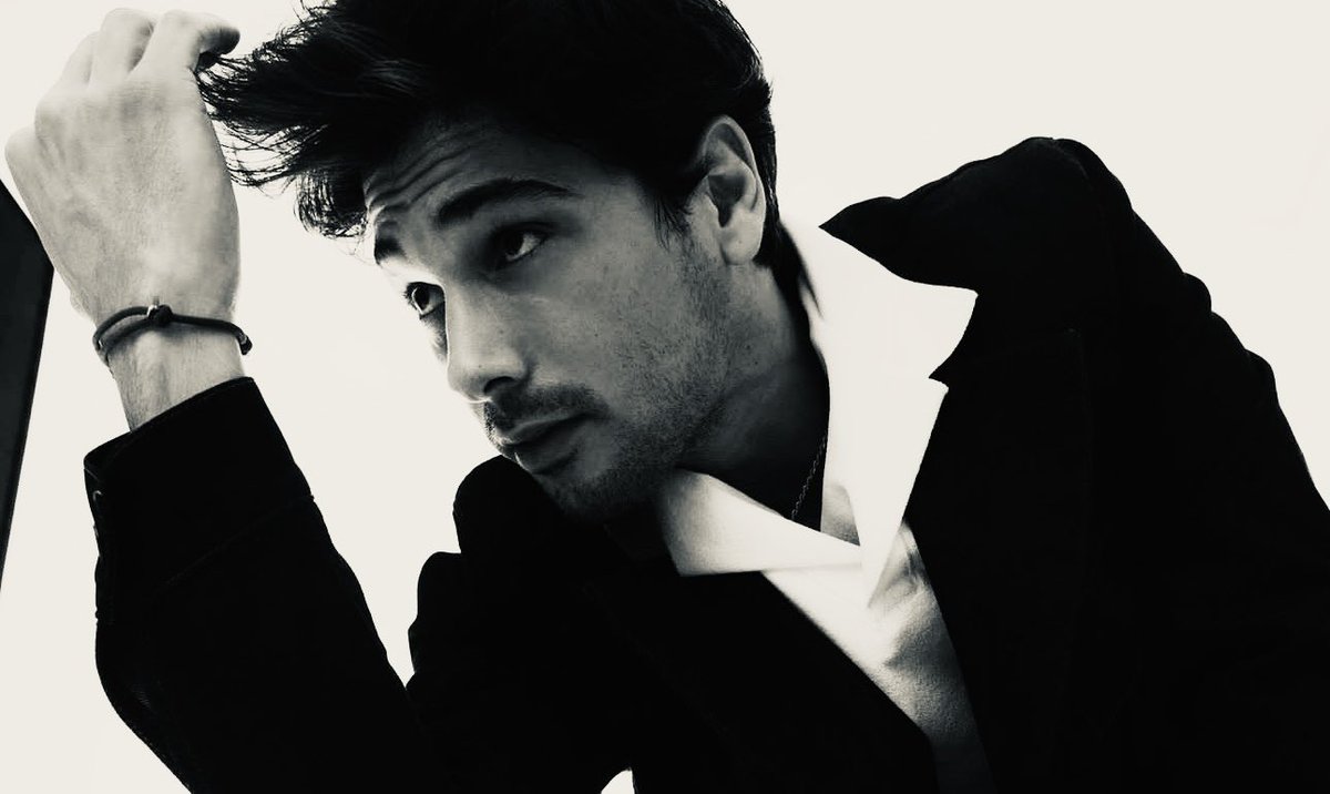 Alejandro tweet media