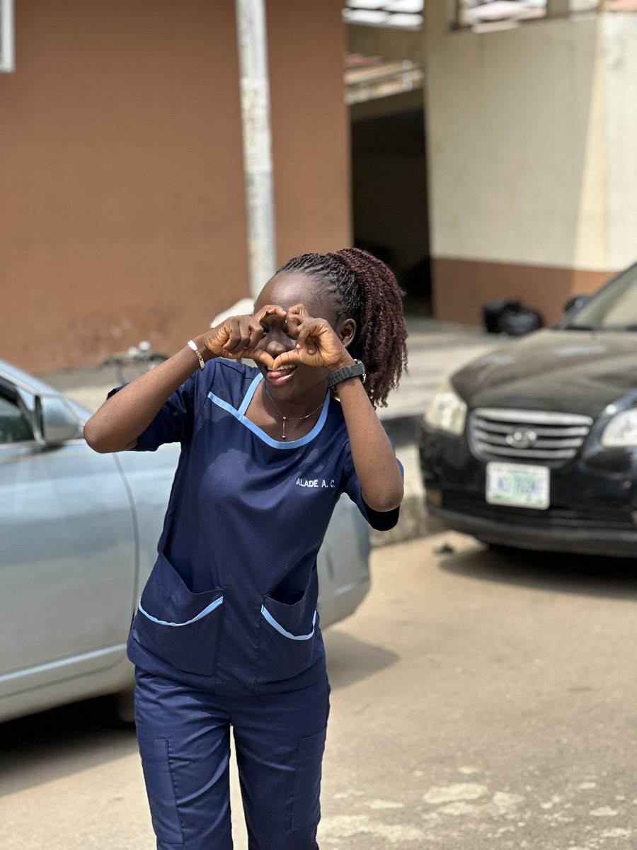 ’Debola🌼💙 tweet media