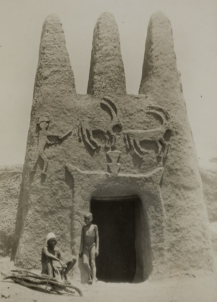 Architectural Art (A-A) tweet media