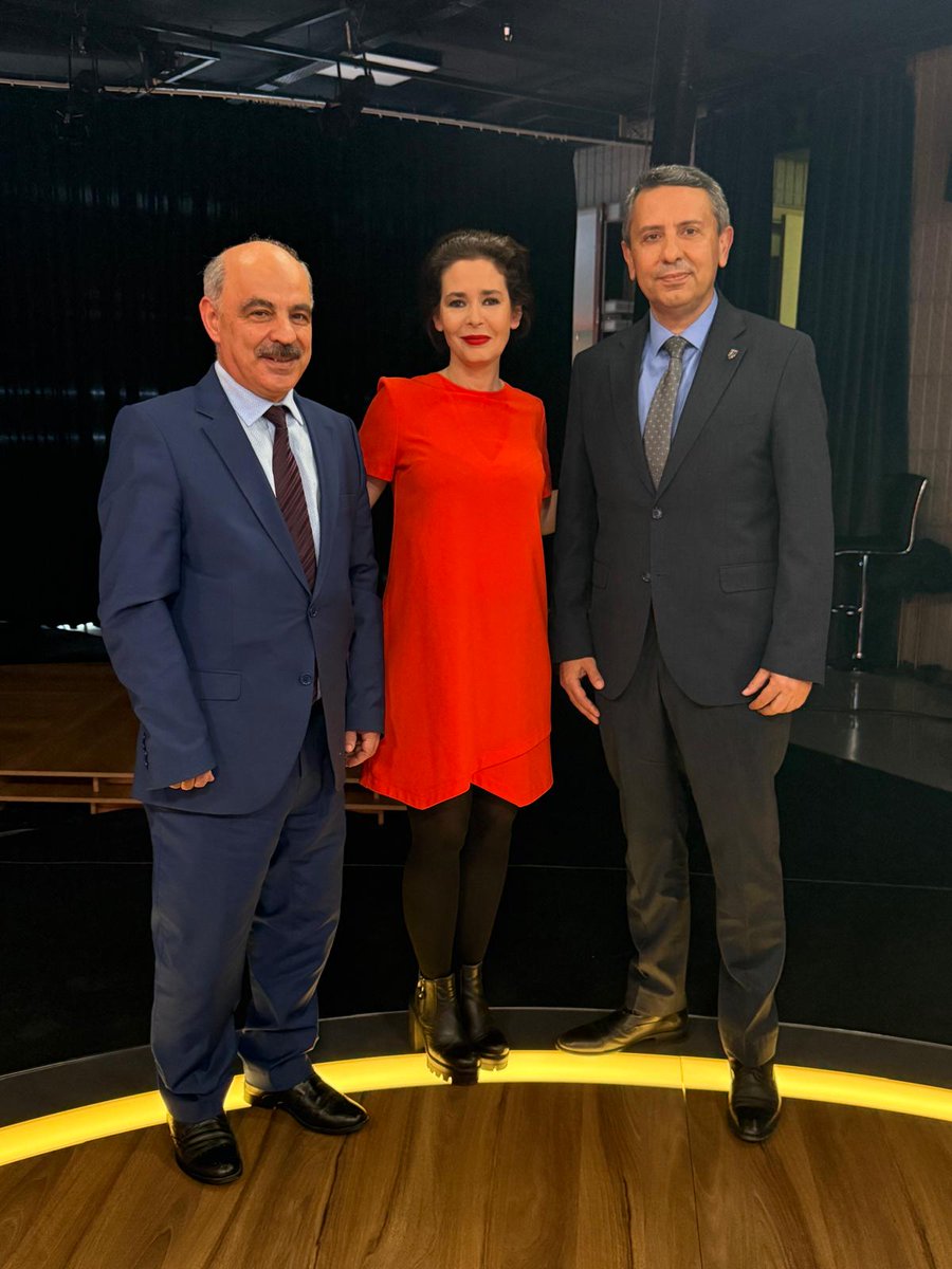 omurico's tweet photo. İstanbul Barosu Tarihi kitabımızı tanıtmak için, Tarih Tv'de Dr. Pelin Batu'nun "Okumak Lazım" programına konuk olduk.
#pelinbatu #tarihtv #istanbulbarosu https://t.co/joCPJ4v92Z
