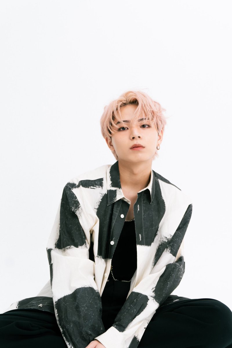 kice_Staff's tweet image. 🎤JOYSOUND配信情報✨

#kice の楽曲がJOYSOUNDにて配信中！

==========

「Starlight《レコおと》」
「ボイスメッセージ《レコおと》」
「Determined《レコおと》」

==========

ぜひカラオケで歌ってみてください🎶

▼詳細はこちら
joysound.com/web/search/art…

@JOYSOUND_PR