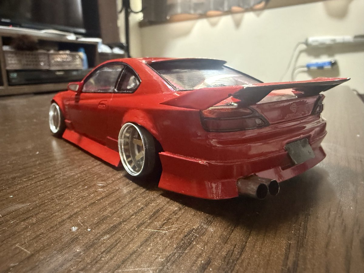 mwWMdVFFqr69300's tweet image. #ミニッツ
#MRD
#プラモデル
#s15 シルビア
 初めて外装をプラ板とパテで作ってみた。まだまだ数をこなしてレベルアップだぁー💪