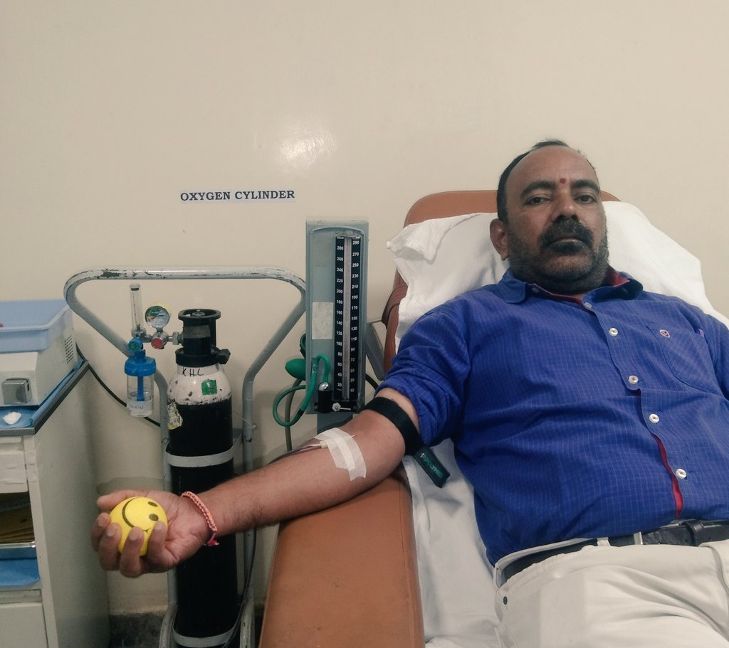 TVkrishna1983's tweet photo. 19th time Blood Donated 
@hydblooddonors 
@KChiruTweets https://t.co/PVnPWpxG46