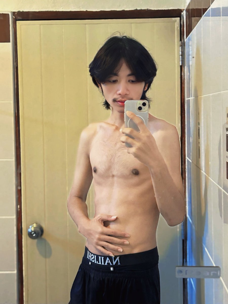 B2005XH_HI tweet media