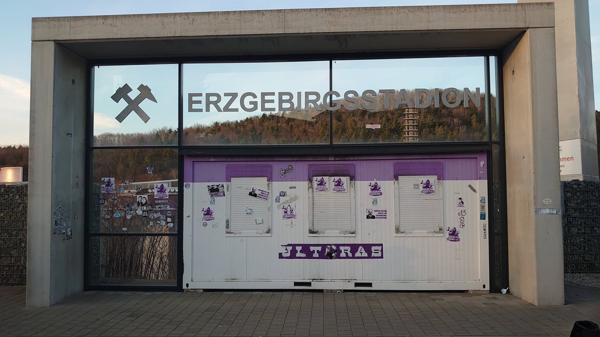 Mark O. Bell tweet media