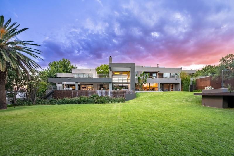 propcentralsa's tweet image. Get ready to call this Bryanston residence home sweet home! View it at buff.ly/HFnjAZp listed for R44,800,000
5 Bedrooms| 6.5 Bathrooms| 3 Garages| Pool
Follow #PropertyCentral for #EXTREME property
#HomeGoals #ArchitecturalDream #InvestInStyle