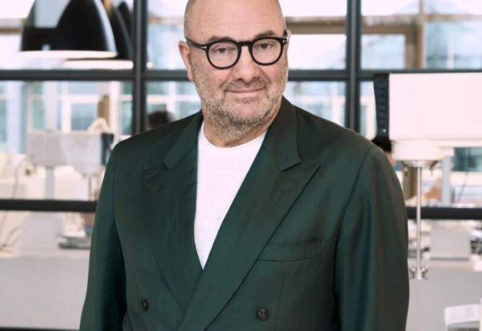 startup_italia's tweet photo. A Parma negli anni ‘80 nasce una realtà a conduzione familiare specializzata in prodotti professionali per la cura dei capelli e della pelle. Oggi Gruppo @DavinesOfficial è presente in 90 Paesi del mondo per un fatturato 306 milioni di euro.

https://t.co/mpBqwG7N0l https://t.co/doXRYGFIS7