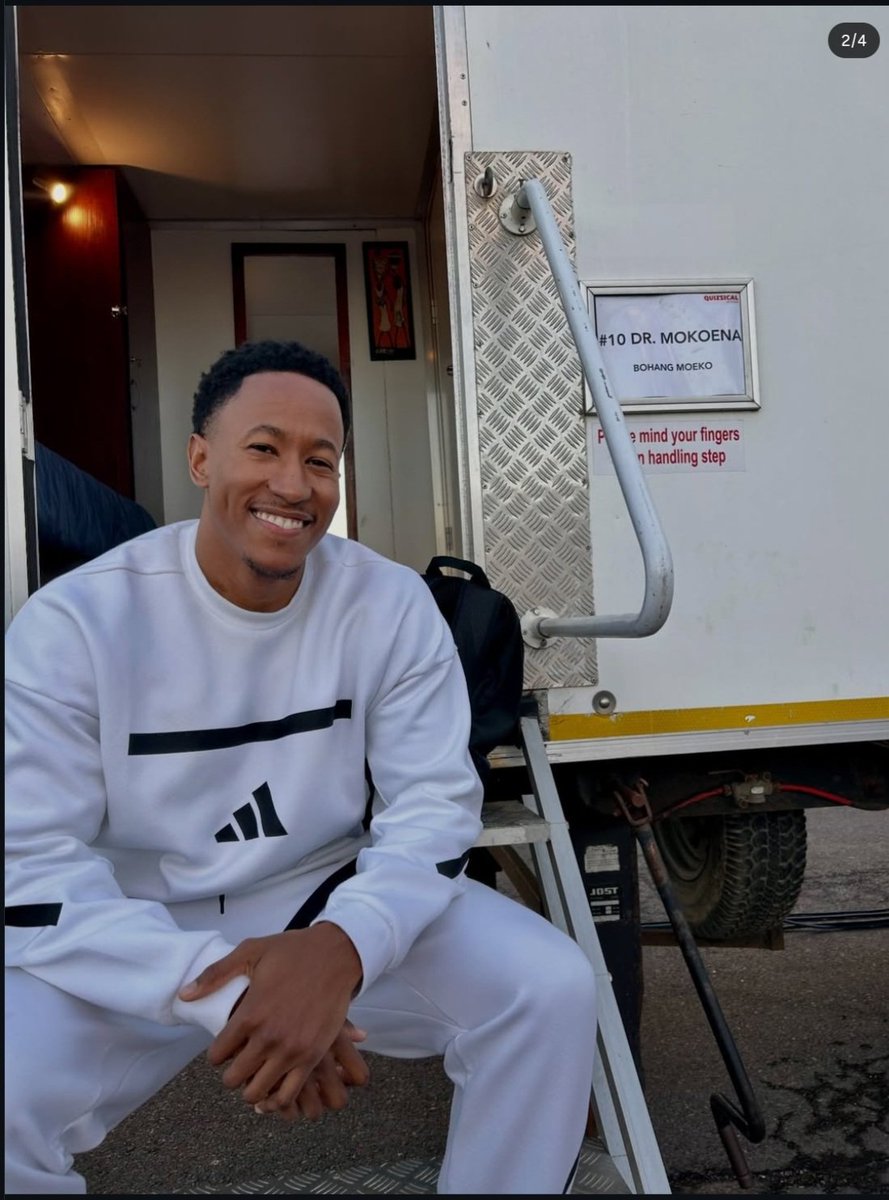 Lise.Sigh tweet media