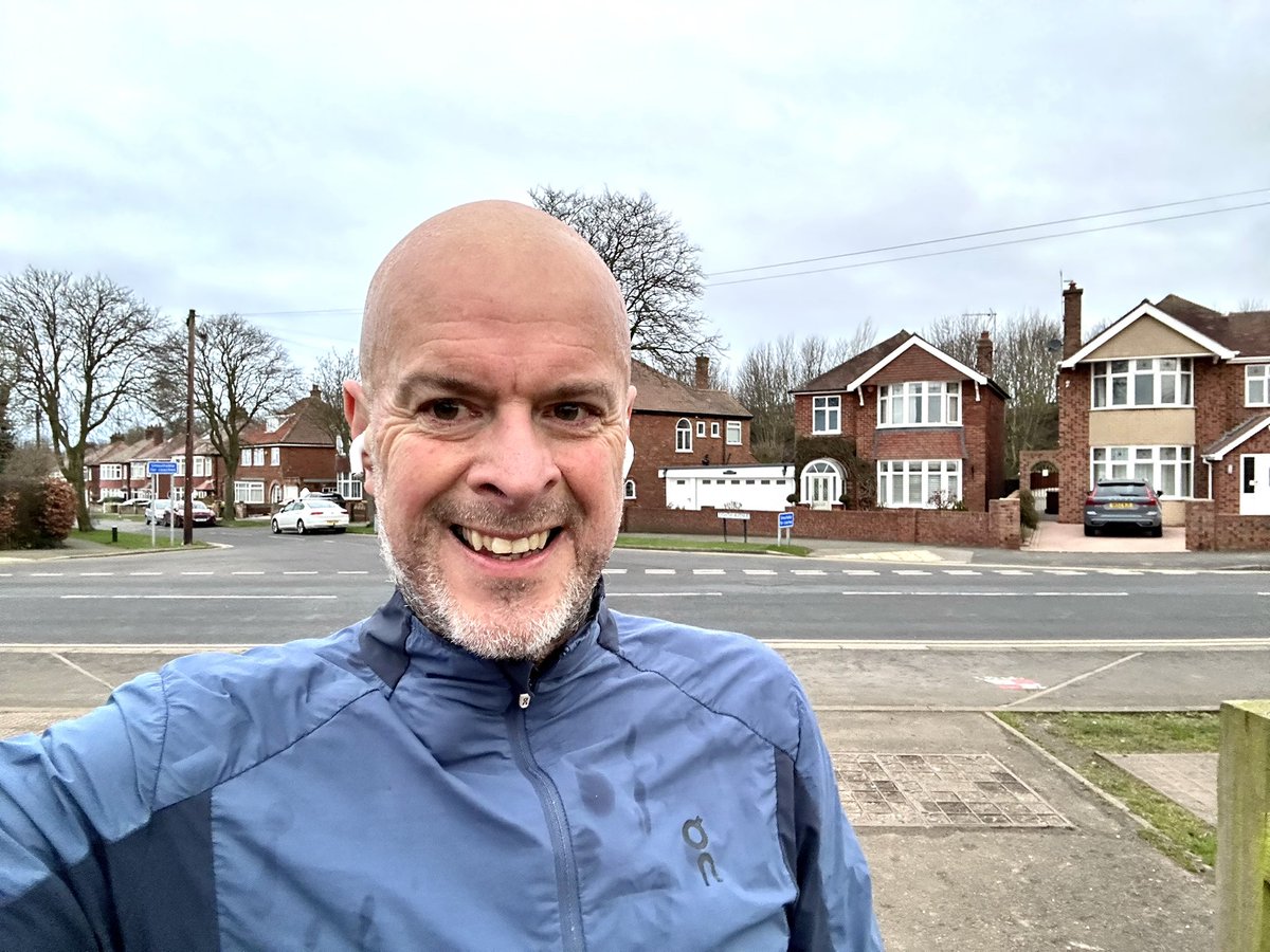 The Hutch Runs tweet media