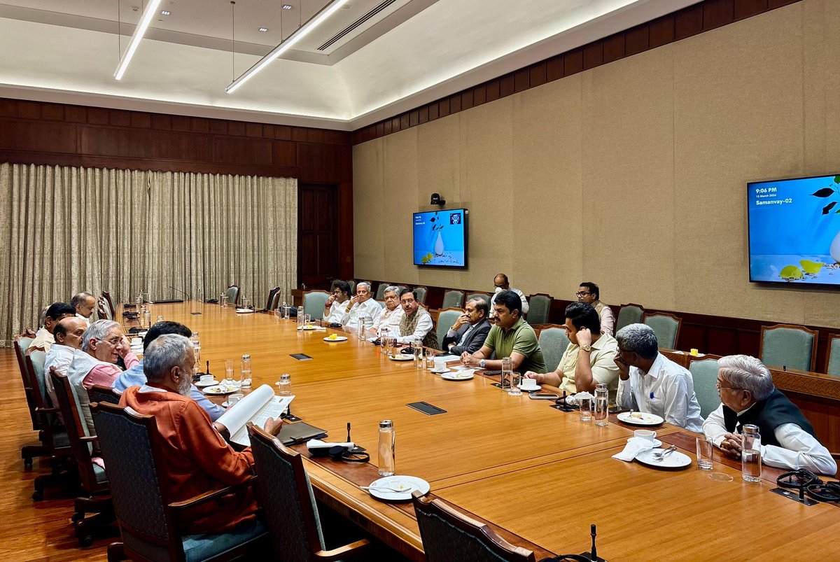 Tejasvi Surya tweet media