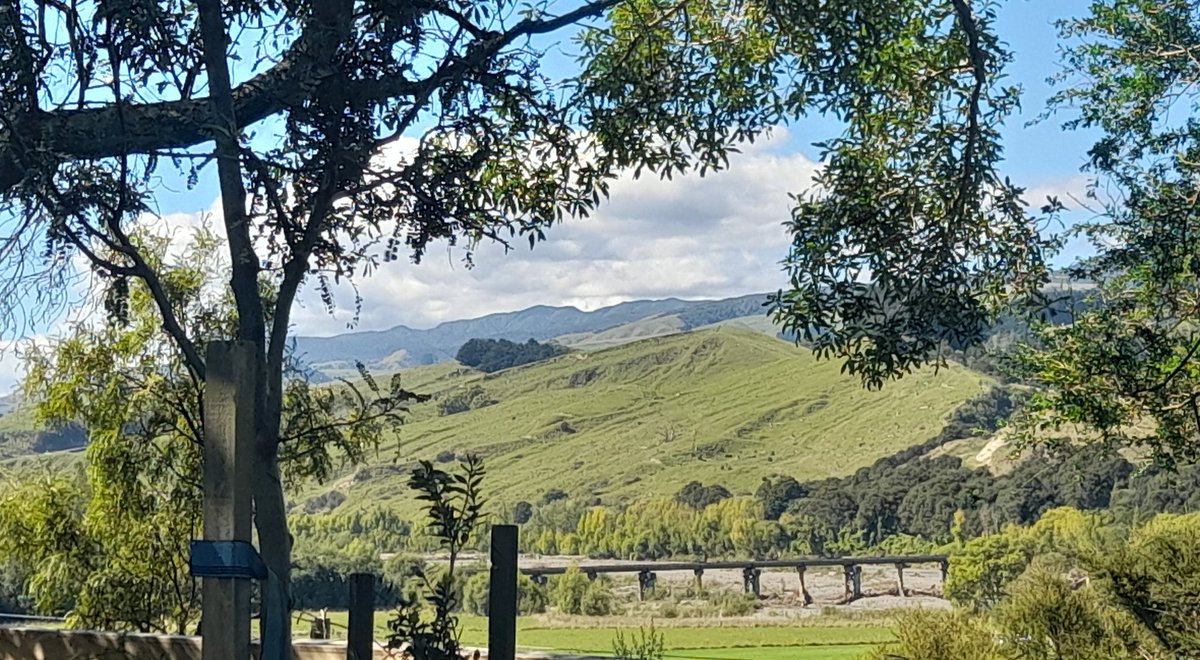 Just our countryside.👋🏽🤎🙋‍♀️
