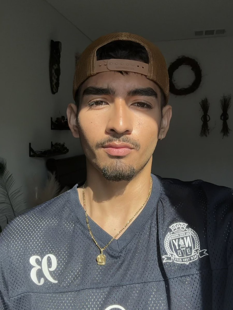 salvador tweet media