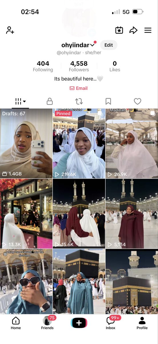 ohyiindar's tweet photo. @AveDeGod @Obafemi_got_key @GossipMillNaija @gossip @instablog9ja @lindaikeji @YNaijaTMB @windowsblog NO AI here hun
Tell your friend @Cryptameerah to take down my pictures she stole from my TIKTOK 

@yabaleftonline @instablog9ja @lindaikeji @MaziTunde @GossipMillNaija https://t.co/tmirMhsNSX