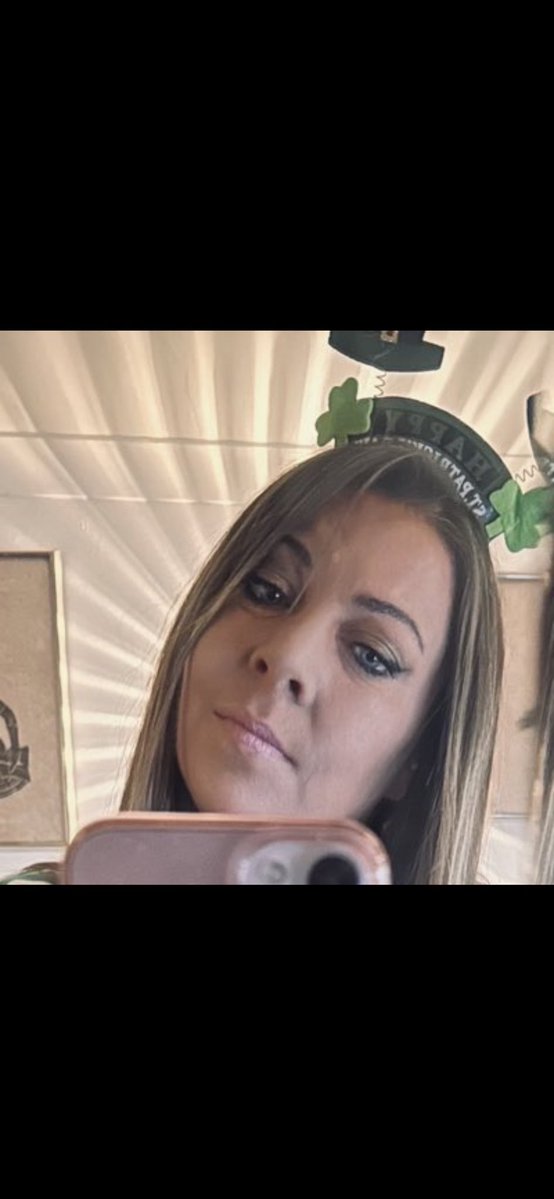 Caroline tweet media