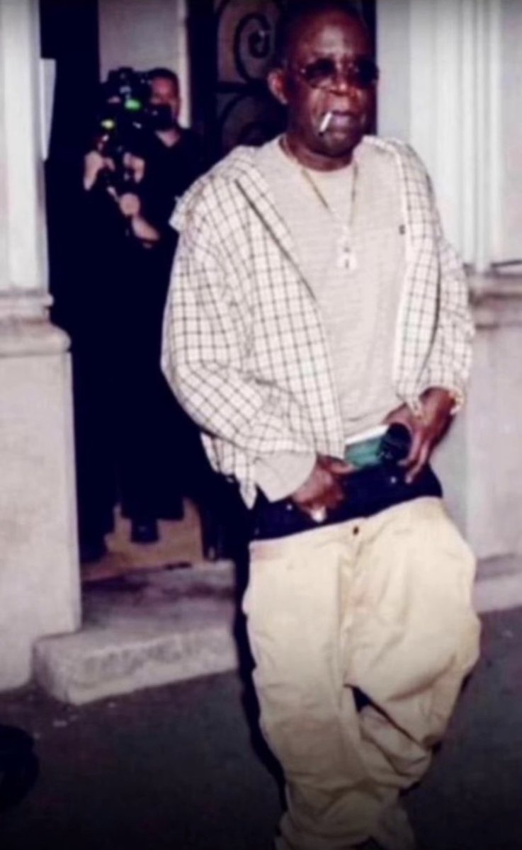 Crypto Godwin tweet media