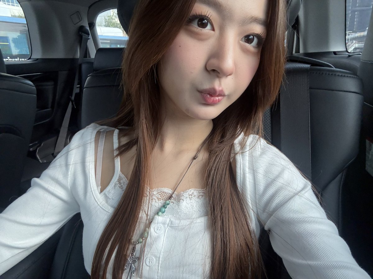 Nicewhipy Official tweet media