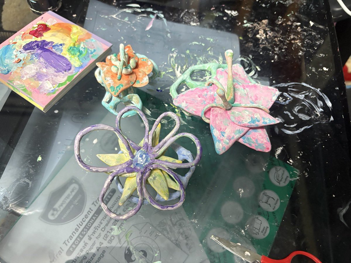 Nicewhipy Official tweet media