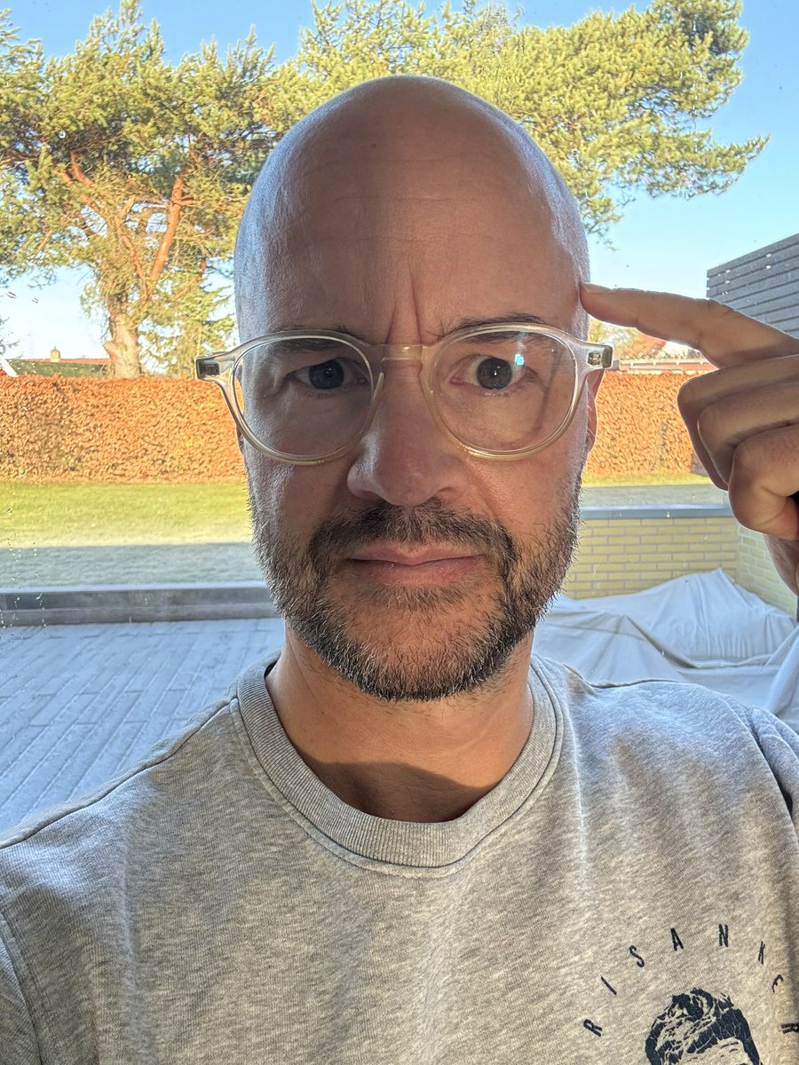 Jes Brinchmann tweet media