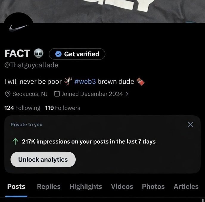 FACT 👽 tweet media