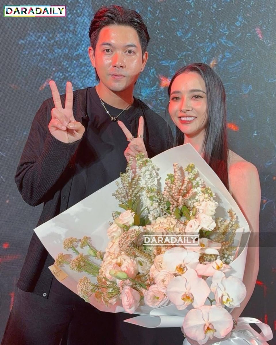 yn_yndream19's tweet photo. บัดดี้ที่น่ารัก ซัพพอร์ตกันแบบนี้ไปนานๆเลยนะ  🖤🤍🥰

Cr. Daradialy 
#เข้มหัสวีร์ #มุกดานรินทร์รักษ์ #เข้มมุก https://t.co/er7q8hZ1c9