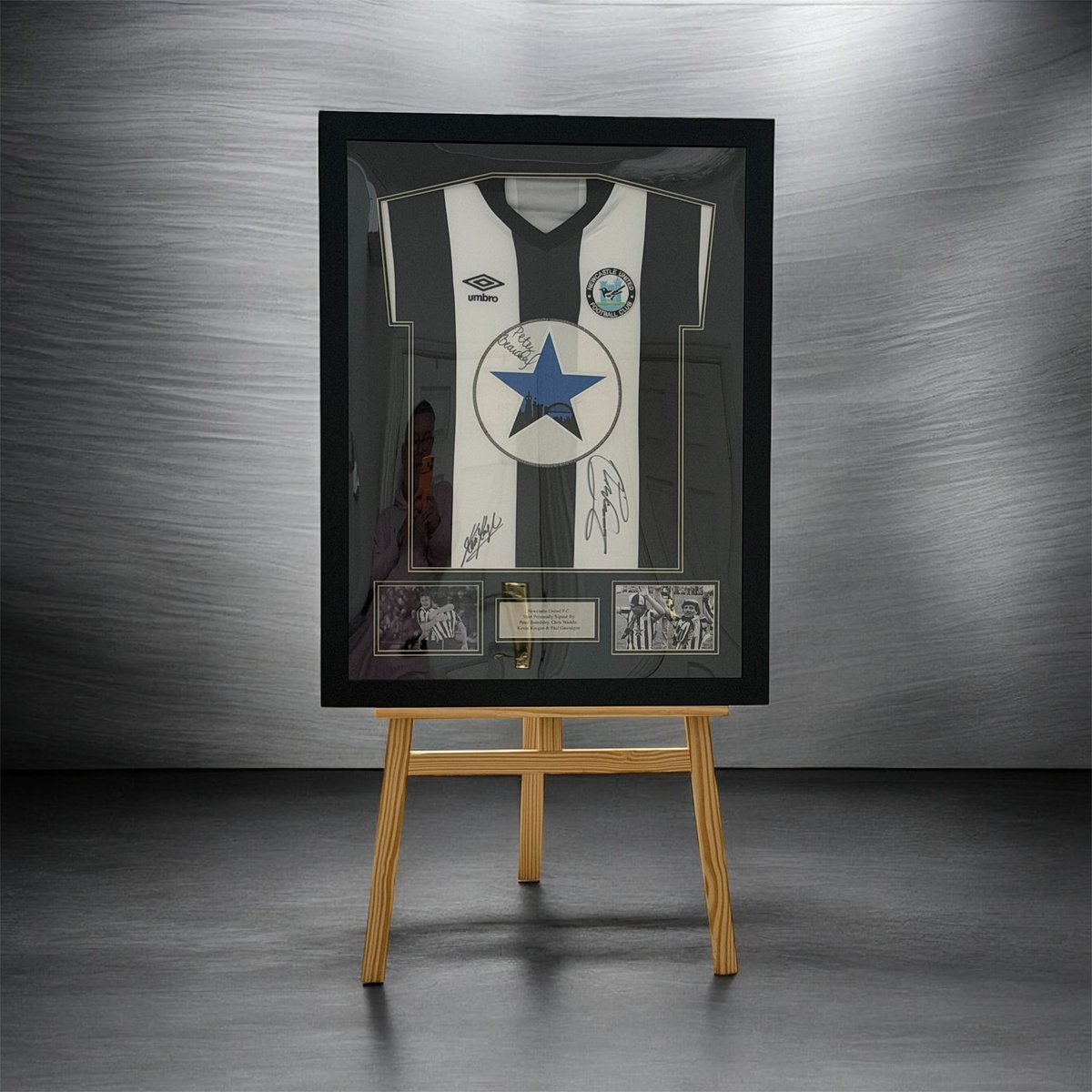 G_C_Comps's tweet photo. RT : Toon signed shirts ready for YOU to WIN.
Go to :-
https://t.co/y8cQ6EUZoz

#nufc #UCL #Barnes #Gordon #NCLvBARCA https://t.co/ihlyqcgH43