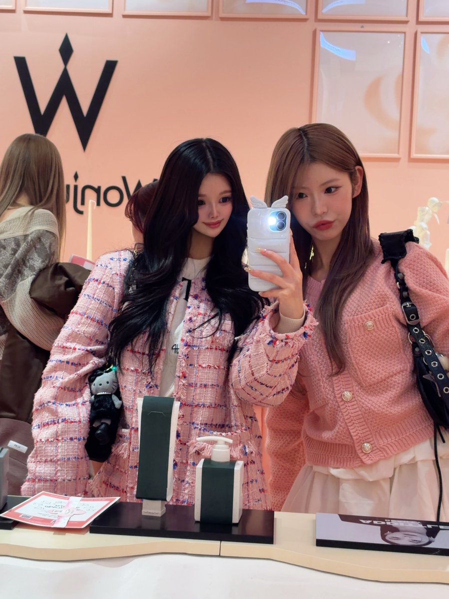 ユリチ- tweet media