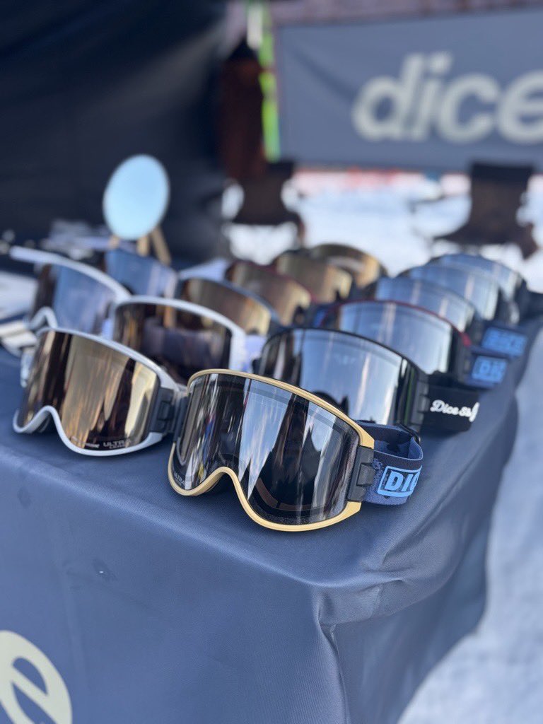 dice snowboarding goggles (公式) tweet media