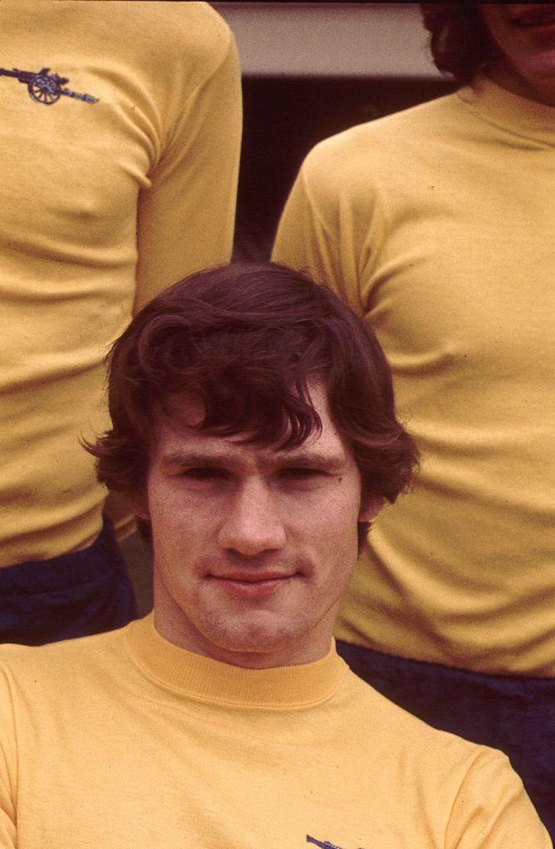 Throwback Arsenal tweet media