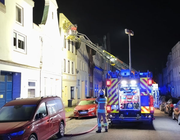 HL-live.de tweet media