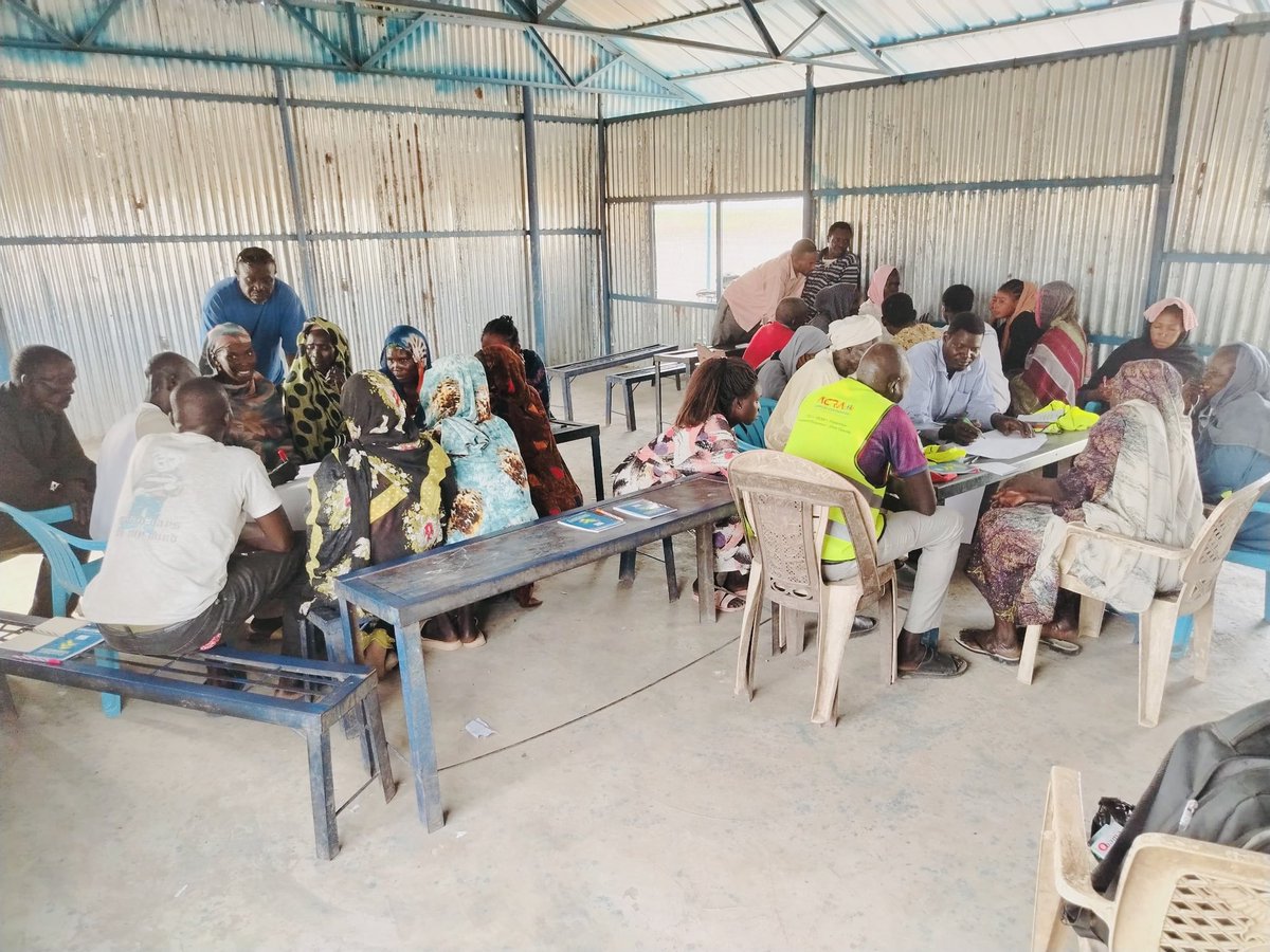 ACRA_SouthSudan's tweet photo. Renk County, Upper Nile State 🇸🇸

With invaluable support from CAFOD & Trocaire in Partnership, we are  empowering community leaders to be the change 💪.  They are learning how to prevent  and respond to Gender Based Violence(GBV), support survivors and drive positive change in their communities. Together, let us break the silence and build safer communities. 

 #GBVPrevention  #EndGBV