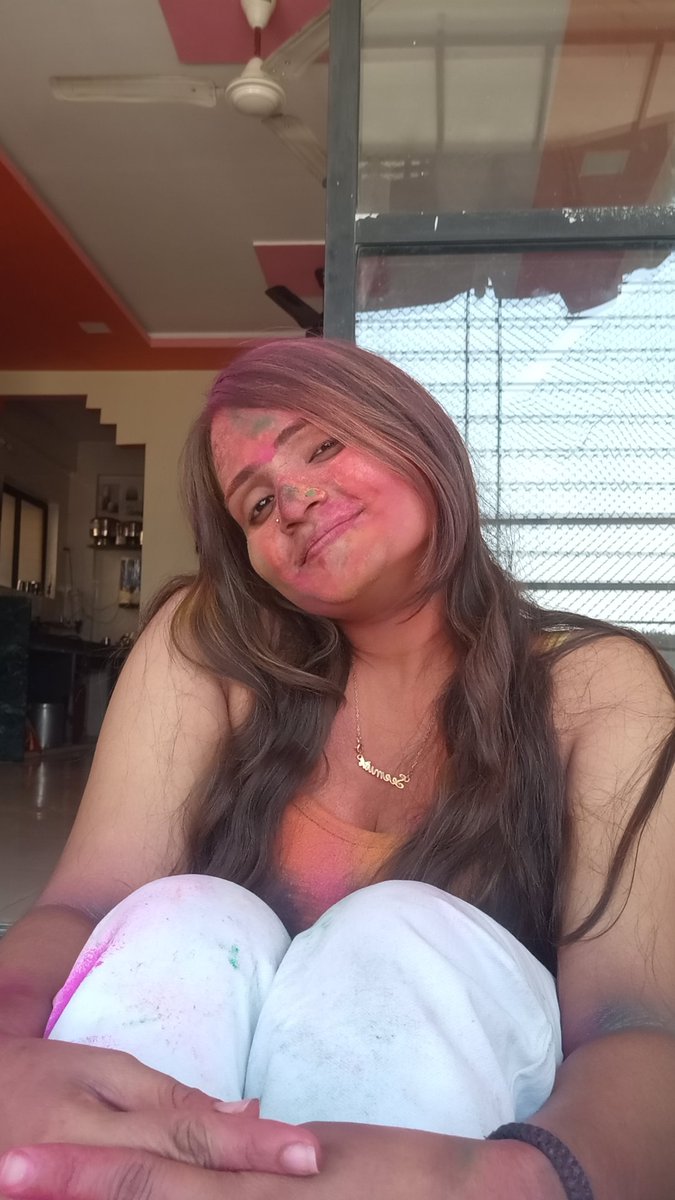 Seemabhanushal's tweet photo. Holi ki pic 🫟 https://t.co/l33jl4Pl6i