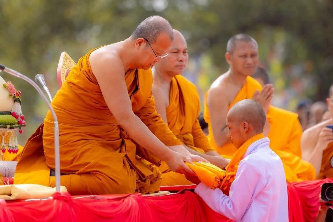 THE SENDER tweet media