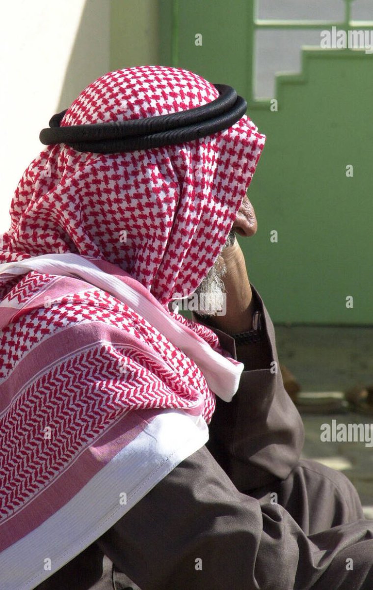 فيه امر لاحظته شخصيا .. قد يكون مايحصل الا معي بس احتاج رايكم بكل امانه هل احد لاحظ مثل هذ الملاحظه او لا…

❇️ في بداية عملي كاستشاري كنت اعتقد كبار السن ( فوق ٧٥ سنه) بحكم كبر السن و التحصيل العلمي قد يحتاج الى شرح مبسط وسهل لايضاح الصوره العلميه بطريقه سهله واخذ قرار بناء