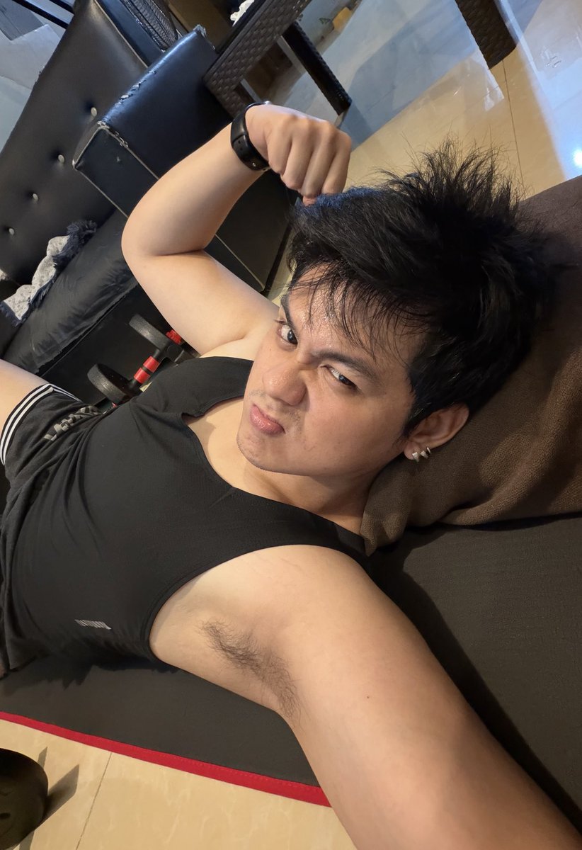 RYE DE JESUS tweet media