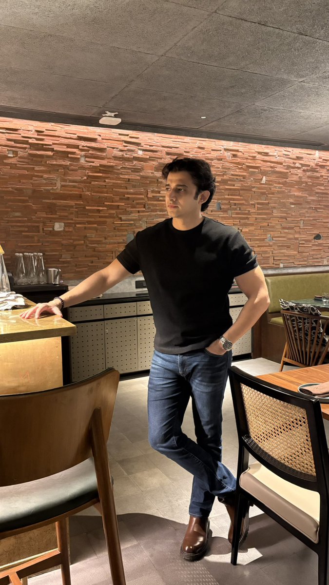 Romiit Raaj tweet media