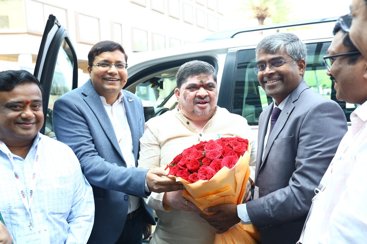 eGov Magazine tweet media