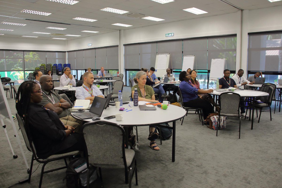 WorldFish tweet media