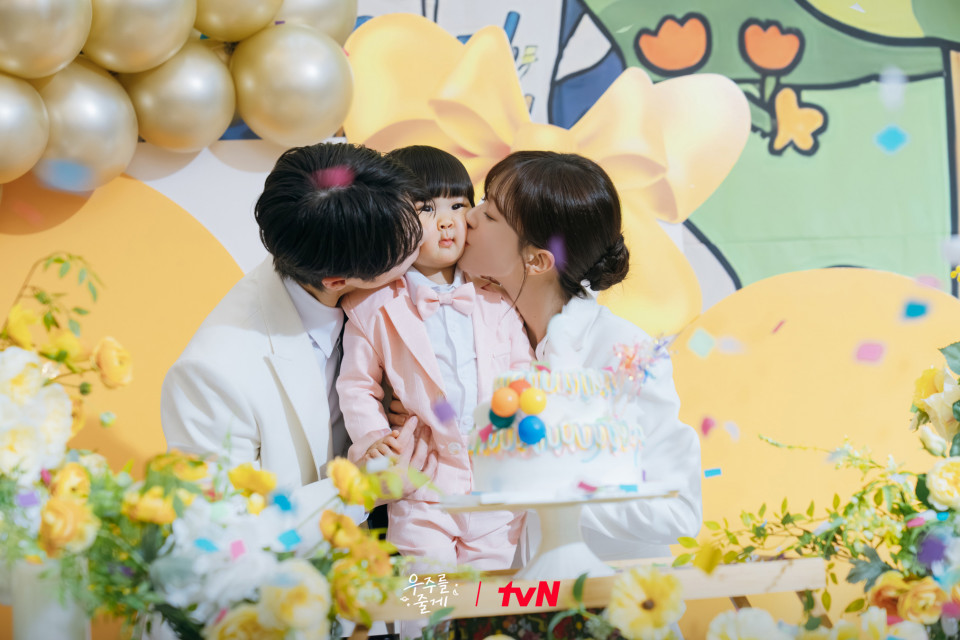 roh jeongeui archive / 노정의♥︎ tweet media