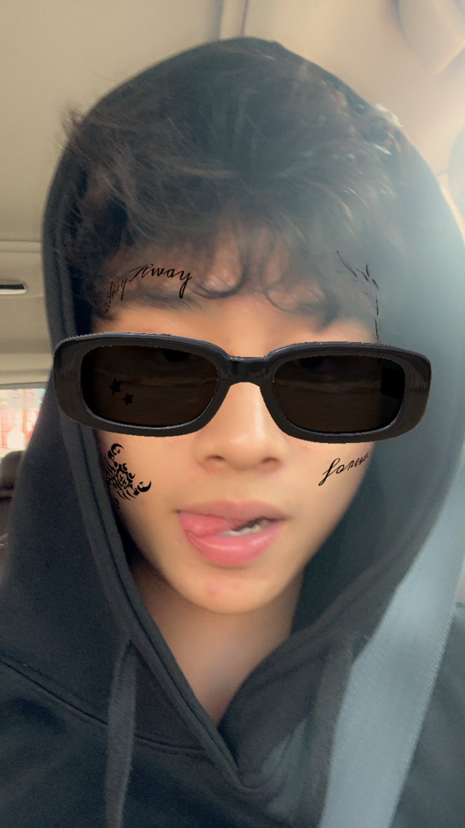 FkboyXXX's tweet photo. #不想上学 https://t.co/hm28R7Uvr4