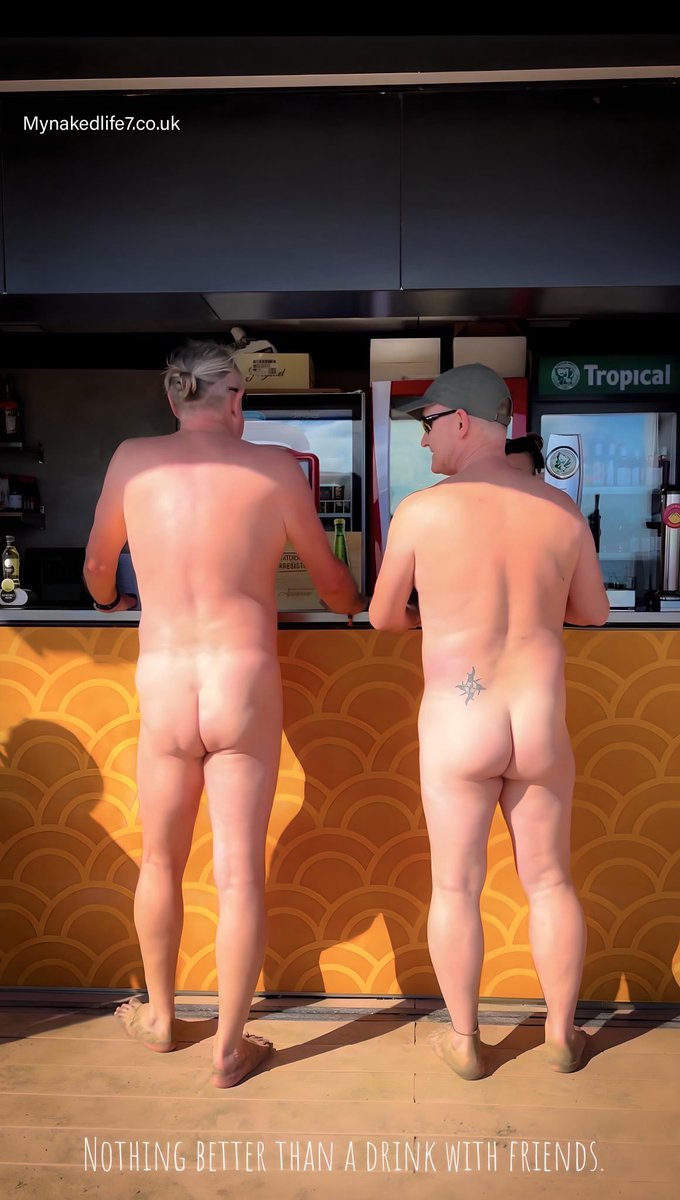 Nothing better than a drink with friends.  Thankfully the bar has a cashless option.#NudityIsHealthy #nakedadventures #bodypositivity #clothesfree #Naturism #Naturiste