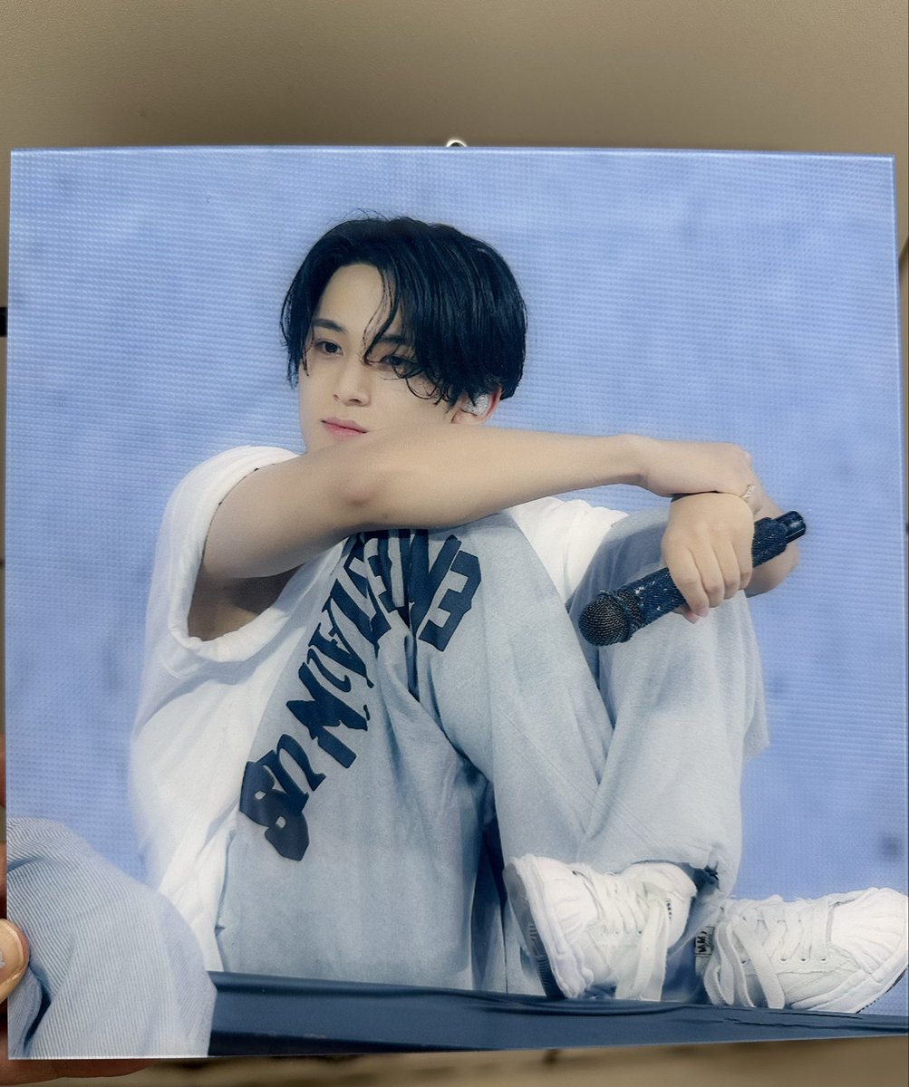 diy_myootd's tweet photo. 세븐틴 민규 액자 양도
크기 15*15 ? (제일작은사이즈)
DM or

https://t.co/6UyQlQcVE3

세븐틴 svt 교환 양도 판매 캐럿반 미국 일본 이즈위 위버스샵 미국 재팬 유니버셜 타겟 월 마트 특전 미공 포 조은뮤직 쿱스 정한 조슈아 준휘 호시 원우 우지 디에잇 명호 민규 도겸 승관 버논 디노 https://t.co/pZhTDVnS2R