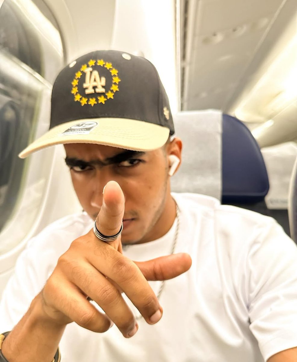 capitanpapilon's tweet photo. Hiki kichwa 😂😂😂 https://t.co/WbAmg7QXfu