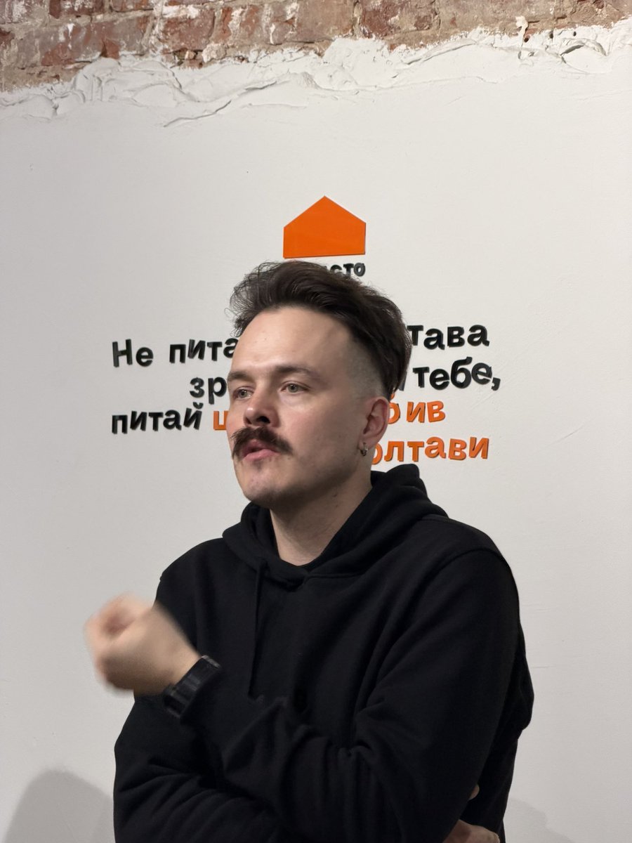 львівські🍒сосочки tweet media